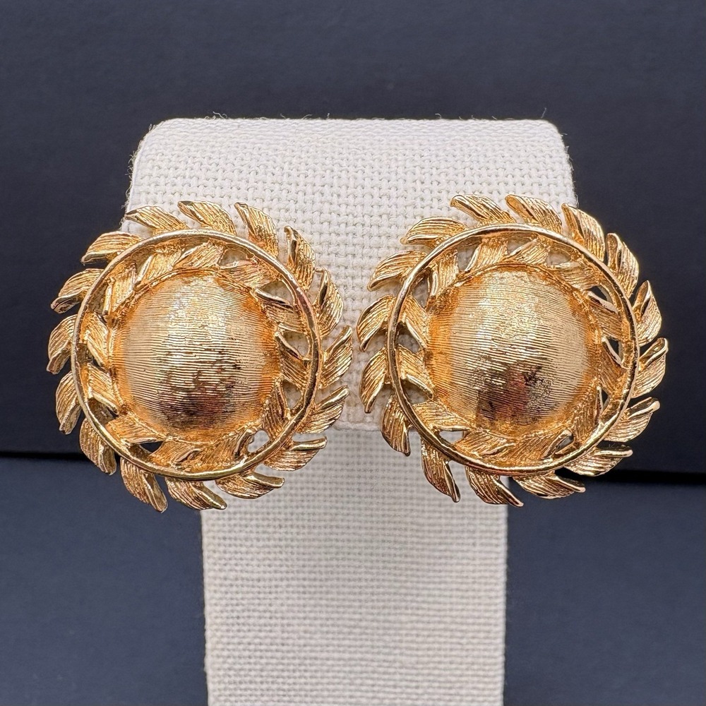 Vintage Monet Textured Round Dome Earrings Gold Tone Leaf Border Clip On Classic